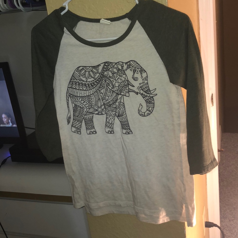 Half sleeve shirt